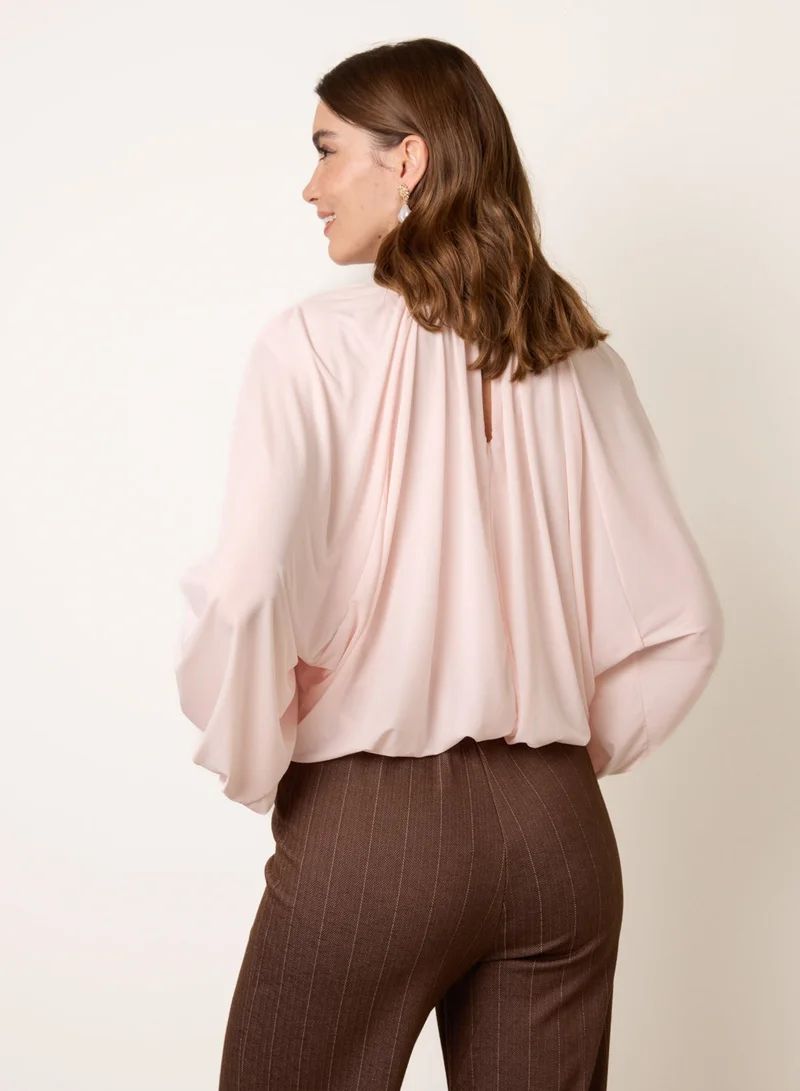 بلو فانيلا Batwing Puffball Blouse